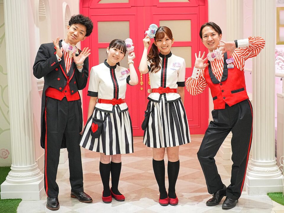 【GCDS】X ハローキティ コラボ ジャガードスカート ハローキティ50周年】フリルミニスカート | 【FOREVER 21 JAPAN