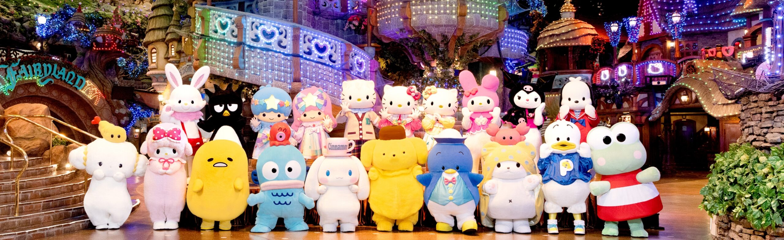 Sanrio Puroland: The Home of Hello Kitty! - Hello Lizzie Bee