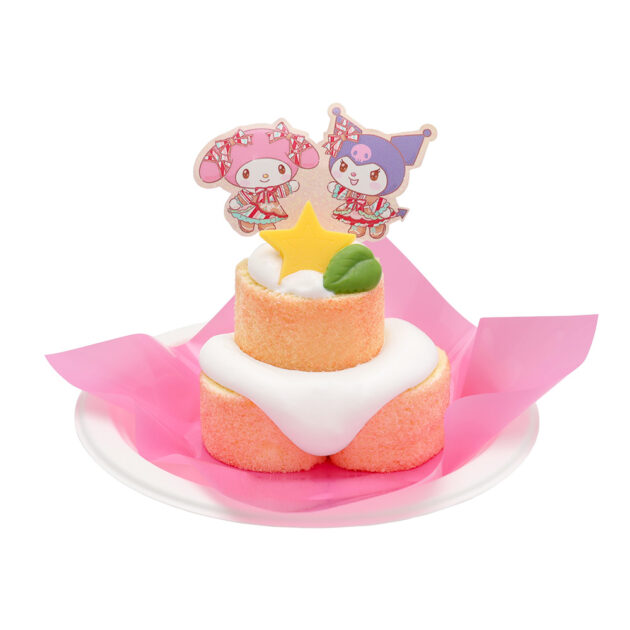 マイメロディとクロミの白桃ロールケーキタワー｜サンリオピューロランド
